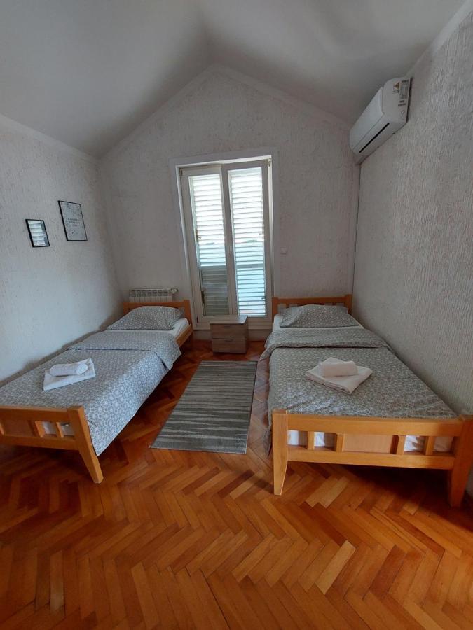 Апартаменты Apartman Kovac Требинье Экстерьер фото