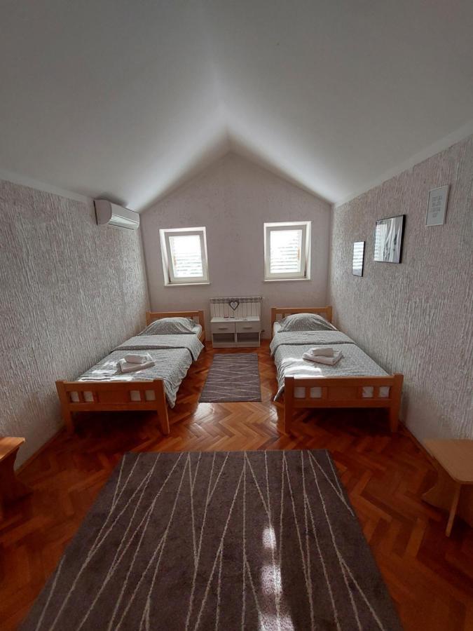 Апартаменты Apartman Kovac Требинье Экстерьер фото